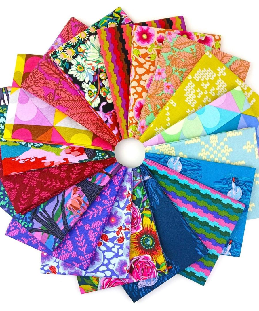 Good Gracious Fat Quarter Bundle by Anna Maria Horner (18 Prints)